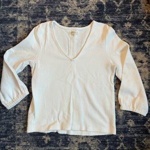 Super cute, barely worn, Madewell 3/4sleeve blouse! Great basic!